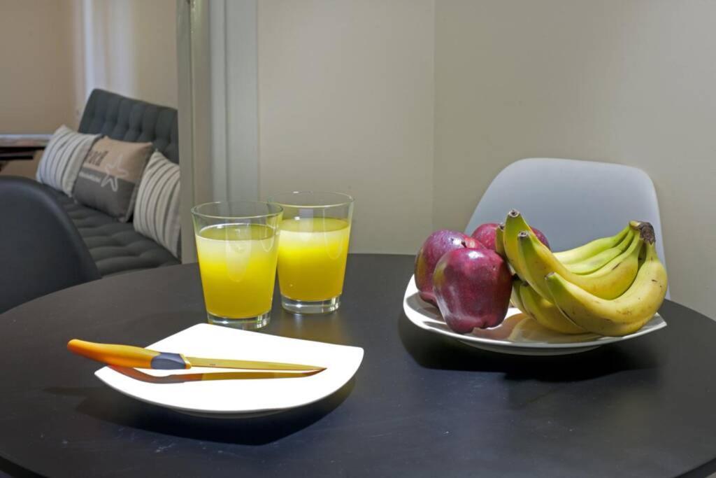 Three Bedrooms Apartment At The Center Of Атина Екстериор снимка