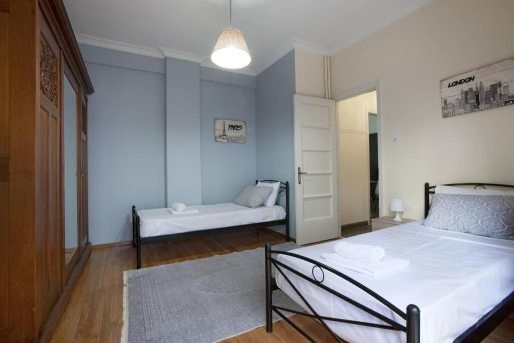 Three Bedrooms Apartment At The Center Of Атина Екстериор снимка