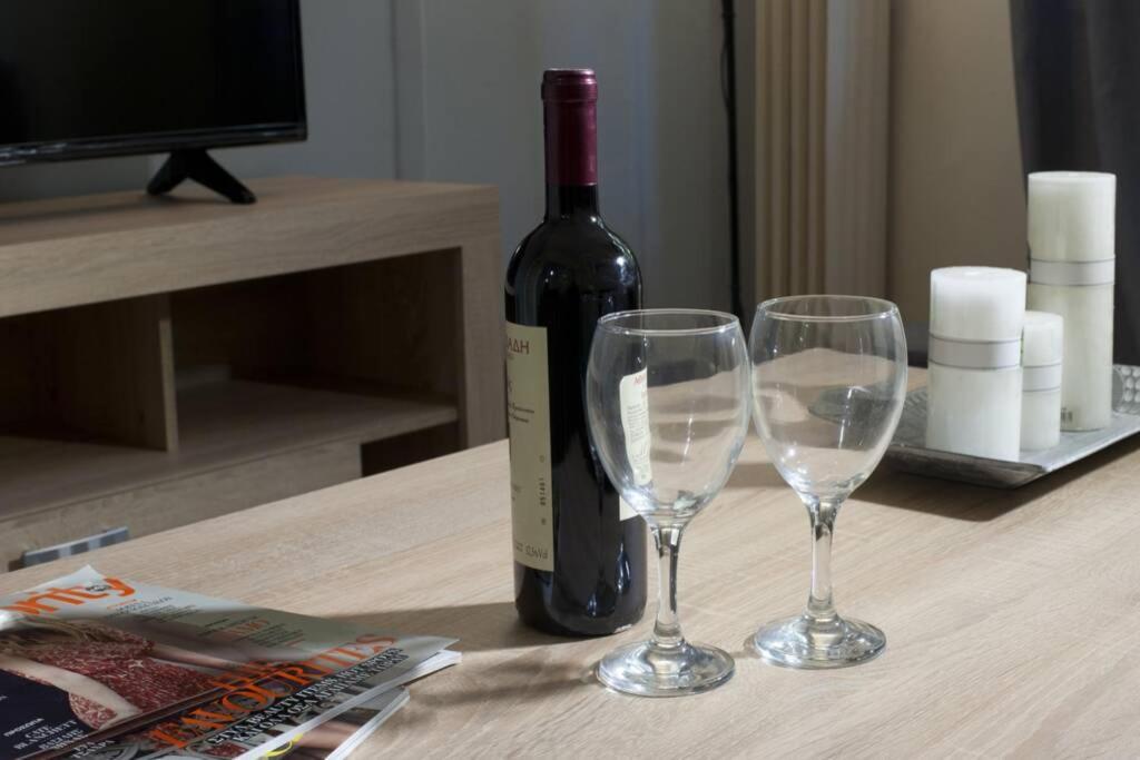 Three Bedrooms Apartment At The Center Of Атина Екстериор снимка
